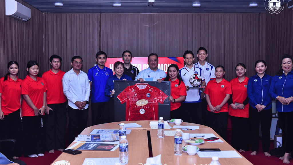 Sabah FC Sumbang Jersi, Bola Bertandatangan Pemain Bantu Usaha PSPS